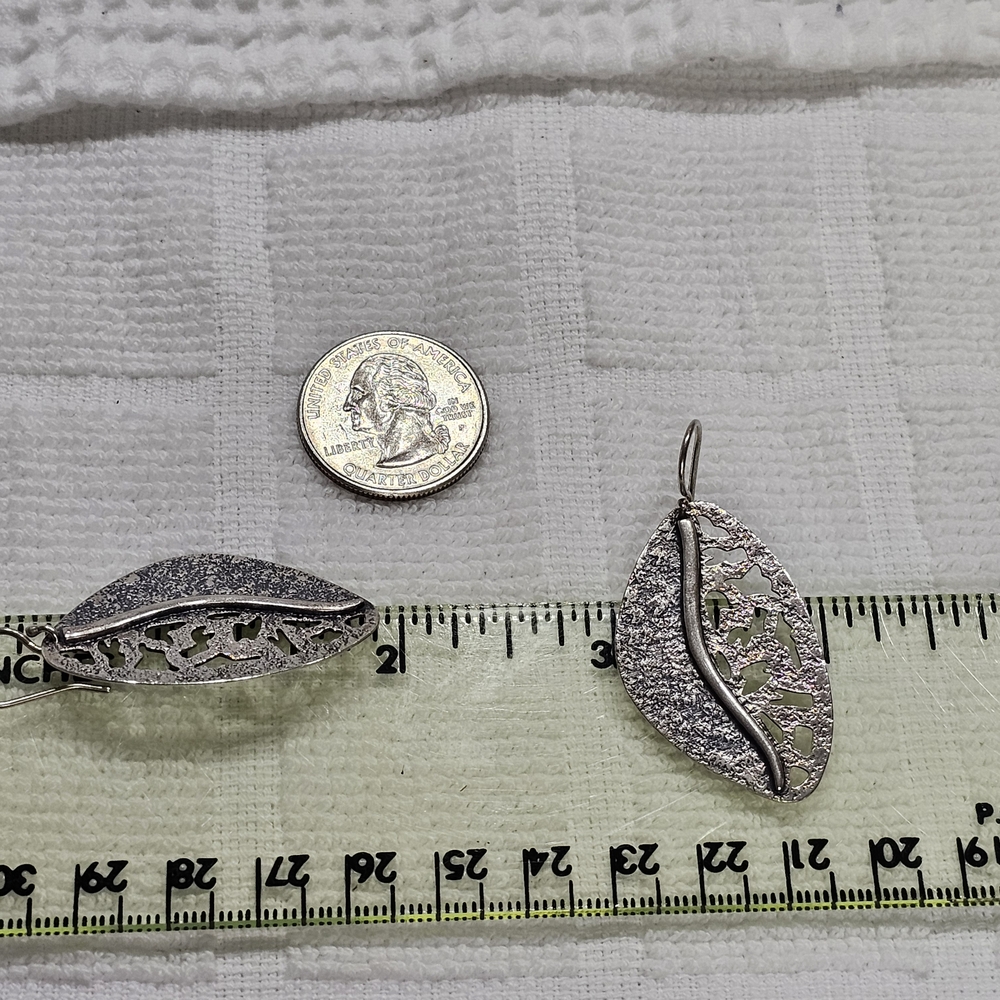 Silpada Silver Leaf Drop Earrings 925 Silver - Picture 12 of 13